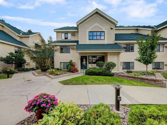 7615 Edinborough Way APT 4209, Edina, MN 55435