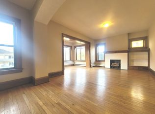 2564 Lake, Milwaukee, WI 53211