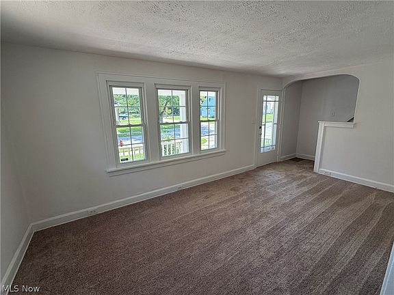 5th image of 5546 Dalewood Ave