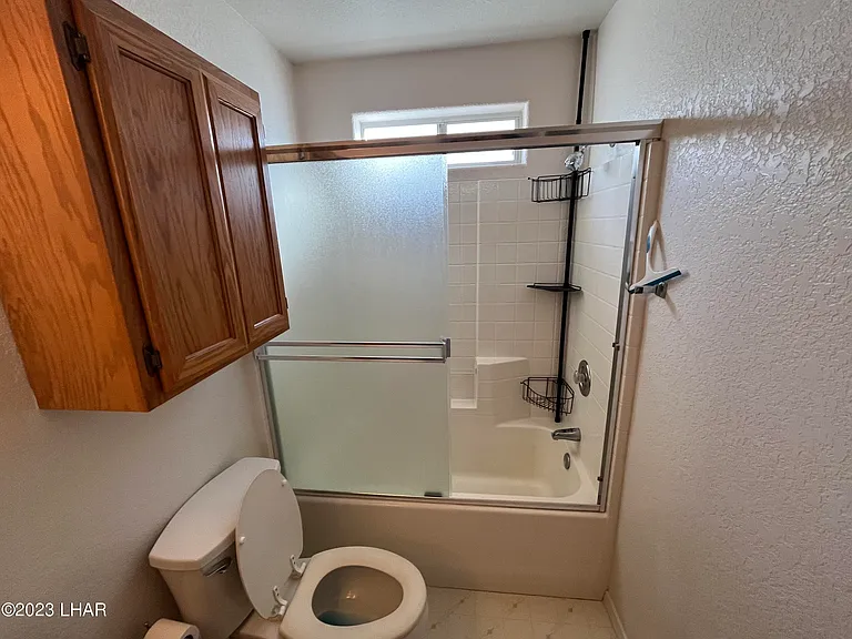 2557 Palisades Dr — Photo 17