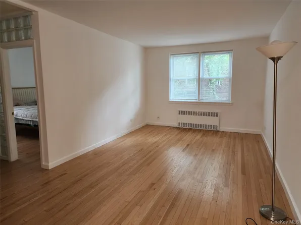 123-25 82nd Avenue #5R, Kew Gardens, NY 11415
