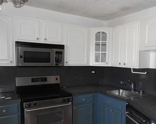 5th image of 1660 NE 191st St #4121