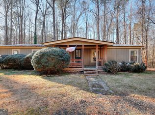 1210 Lee Peters Rd, Loganville, GA 30052