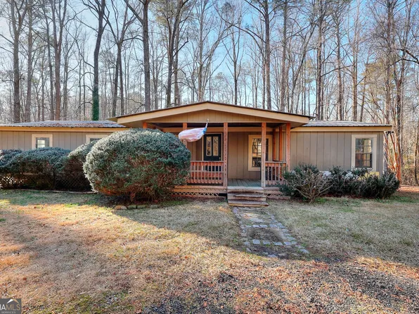 1210 Lee Peters Rd, Loganville, GA 30052