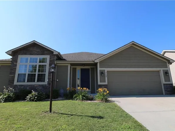 3109 Morton Ln, Saint Joseph, MO 64506