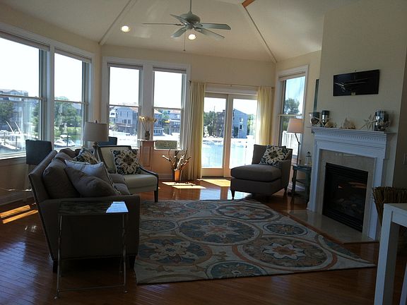 Walls of windows in great room