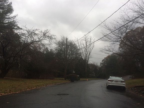 5th image of 19 Trailside Pl