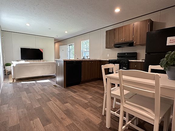 4th image of 74 Dilly Branch Rd