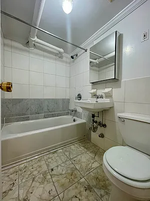 Rented by Building Equity Real Estate LLC | media 16