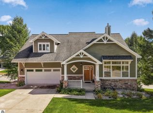10461 Waterford St, Traverse City, MI 49684