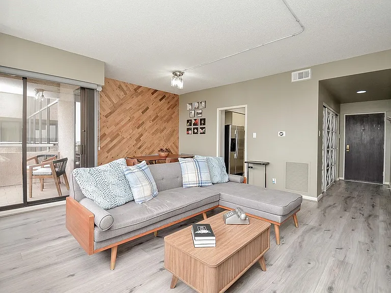 5000 Montrose Blvd #12B — Photo 20