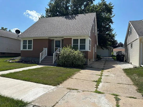 131 S 7th St, Cherokee, IA 51012