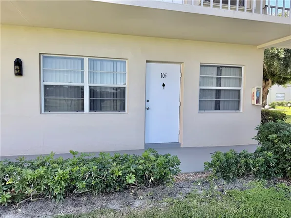 34 Pine Arbor Ln APT 105, Vero Beach, FL 32962