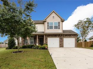 128 Devynn Ridge Ct, Mount Holly, NC 28120