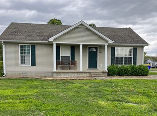 1300 Miller Pond Rd, Franklin, KY 42134