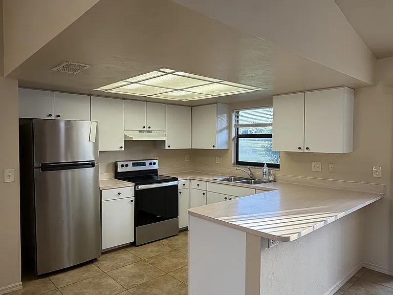 17607 Cypress Point Rd — Photo 9