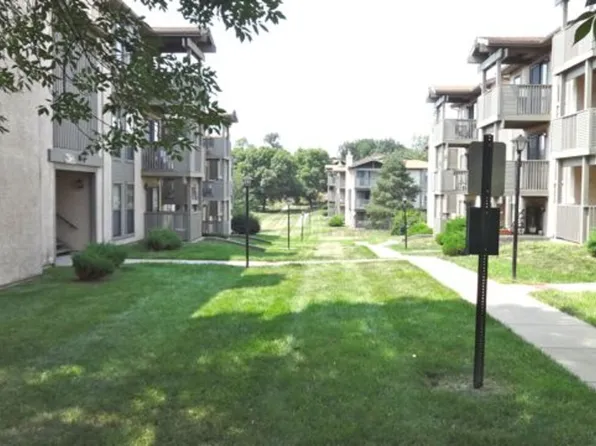 Vivion Oaks, 5000 N Oak Trafficway #1a1e651dc, Kansas City, MO 64118