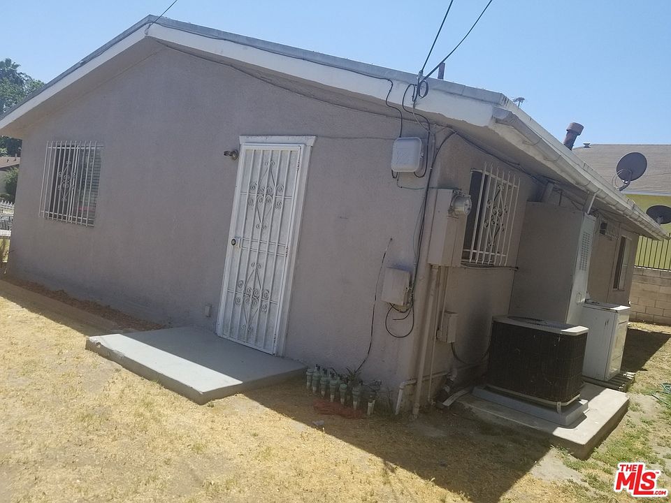 2nd image of 11123 Van Buren Ave