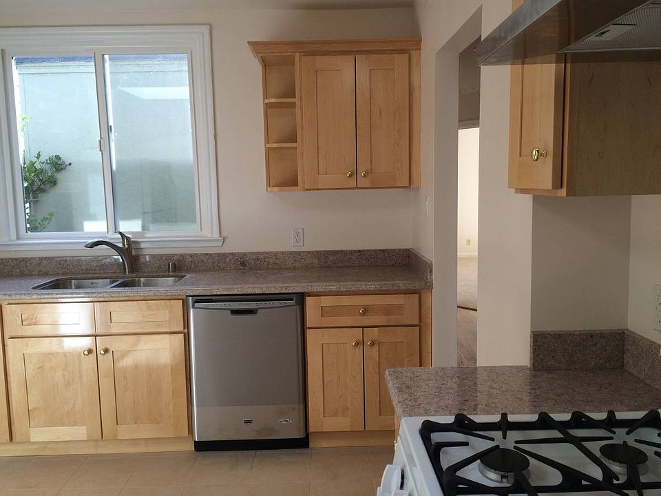 1st image of 2919 Pacheco St