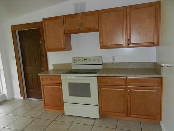 5th image of 2534 Meadowview Ln