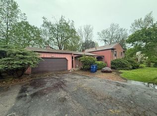 965 McNaughten Rd, Columbus, OH 43213