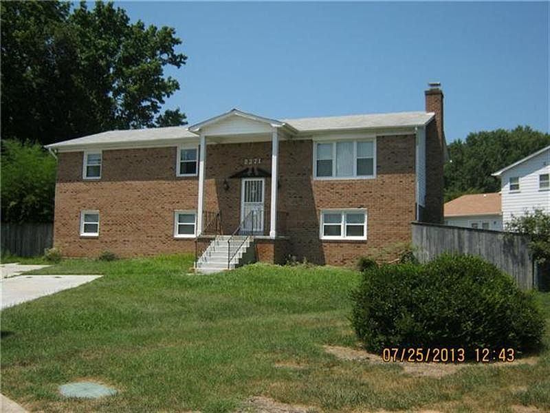 2nd image of 2271 Bridle Path Dr