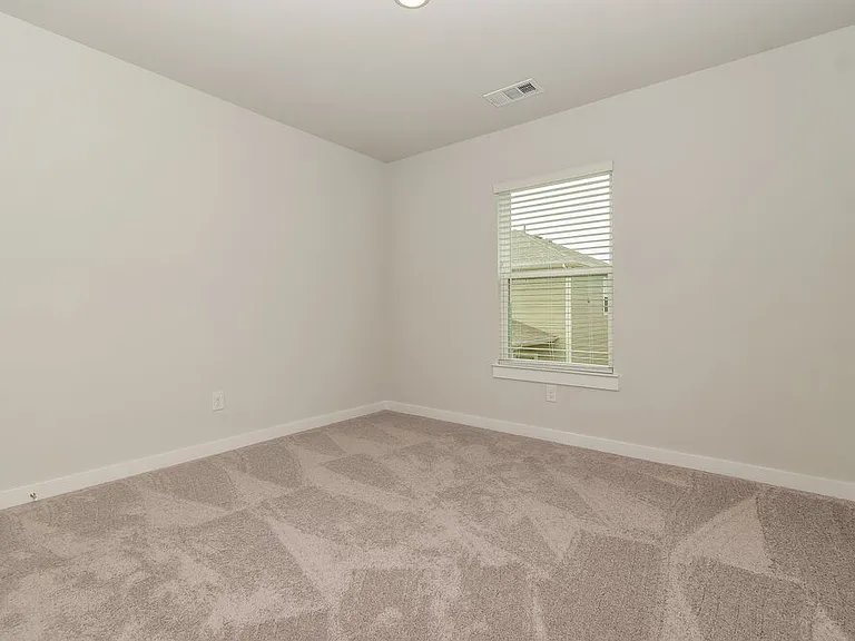 819 Brilliance Dr — Photo 15