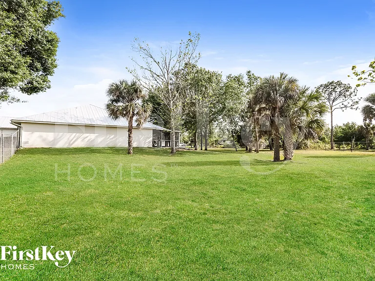 420 Desoto Ave — Photo 15