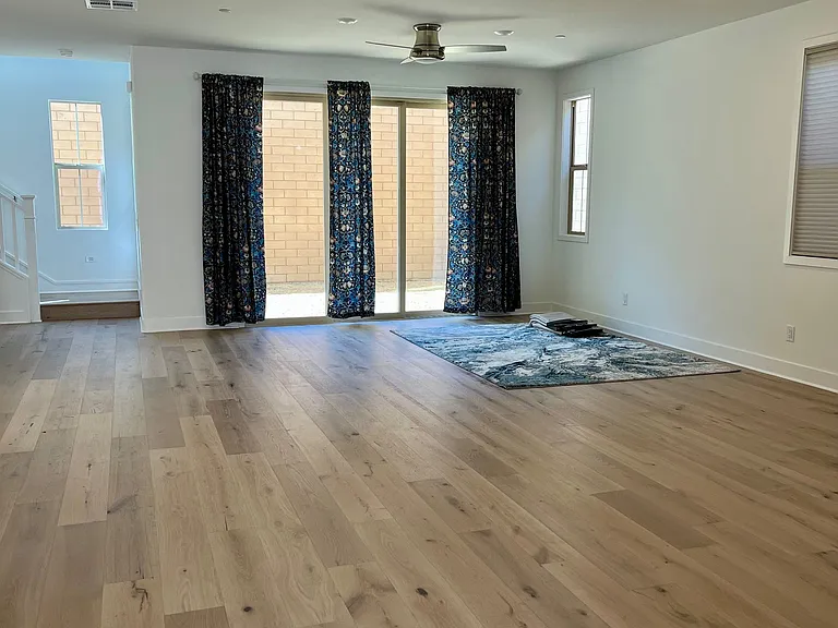 779 Edward Scholle Dr — Photo 2