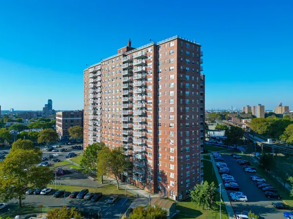 2475 West 16th Street image 1 of 18