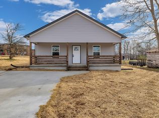 314 Hillcrest Dr N, Carthage, TN 37030