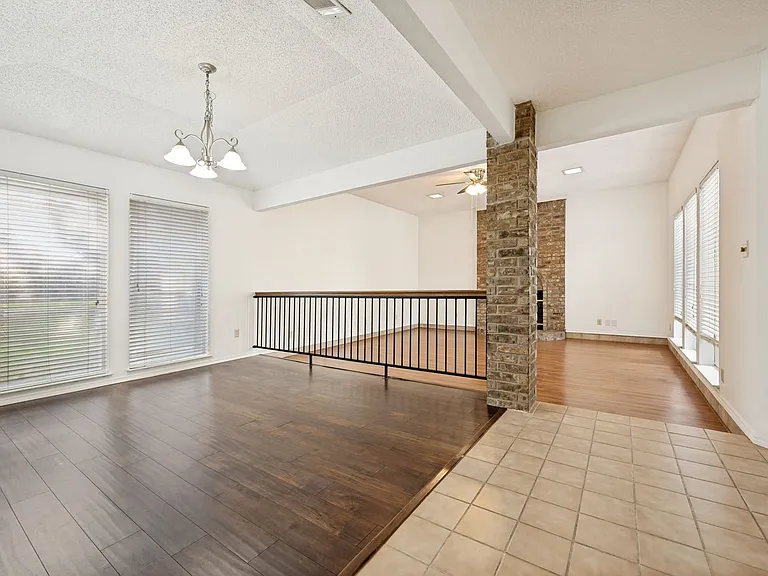 173 Simmons Dr — Photo 3