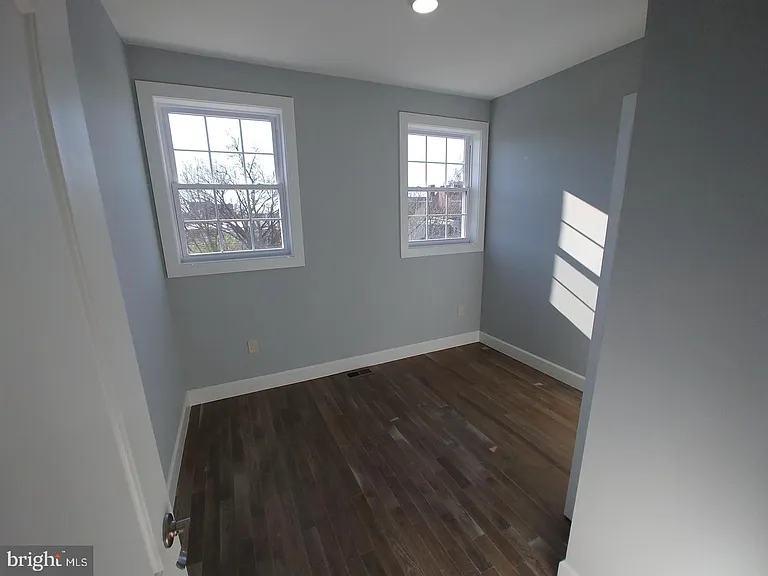 752 Lamont St NW #2 — Photo 18