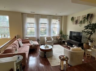 113 Cabernet Dr, Chapel Hill, NC 27516