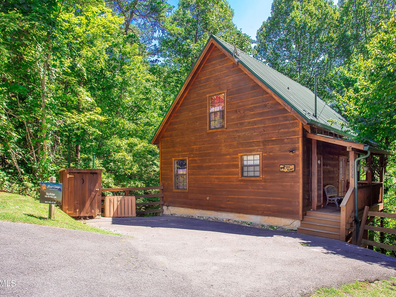 1528 Ski View Ln, Sevierville, TN 37876 | Zillow