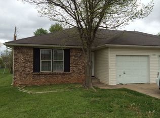 1223 W Sunset St, Springfield, MO 65807