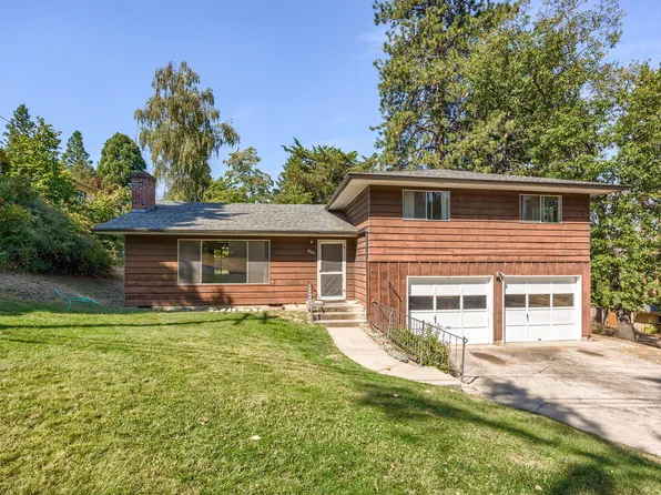 645 Ashland St, Ashland, OR 97520