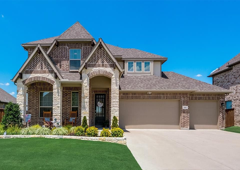 1st image of 810 Grove Vale Dr