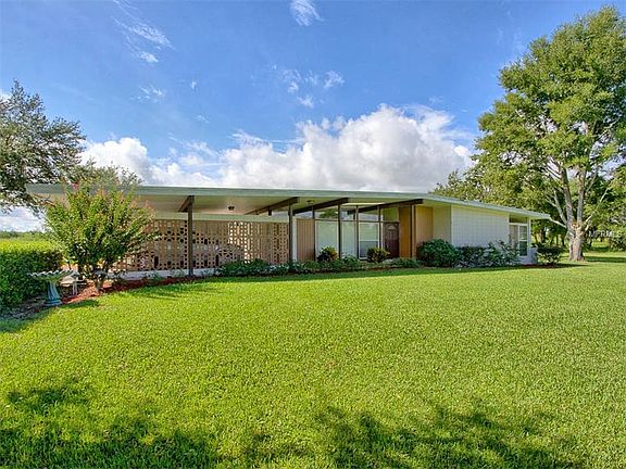 2nd image of 7405 Holy Hill Ln