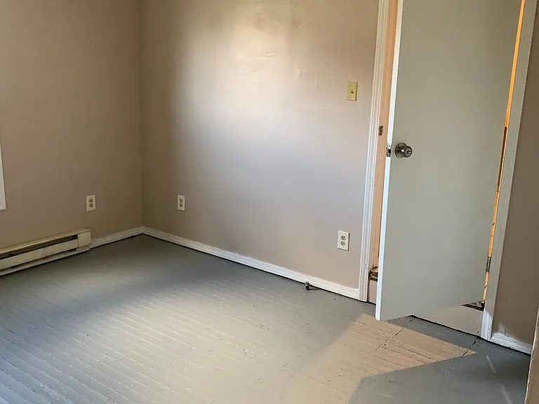 1015 Lynn St — Photo 10