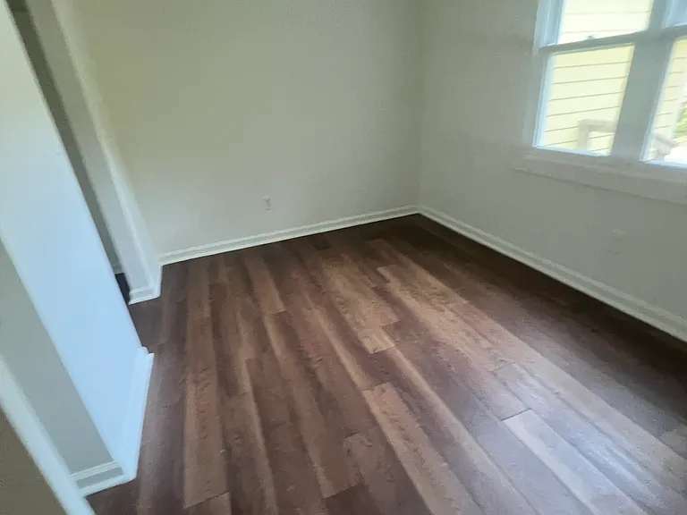 1223 S 5th St — Photo 9