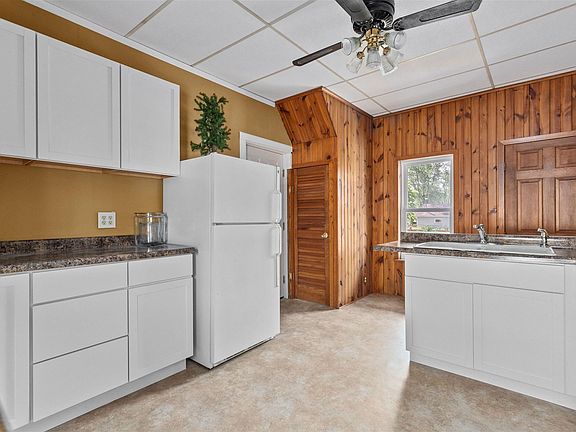 5th image of 2766 Fond Du Lac Rd