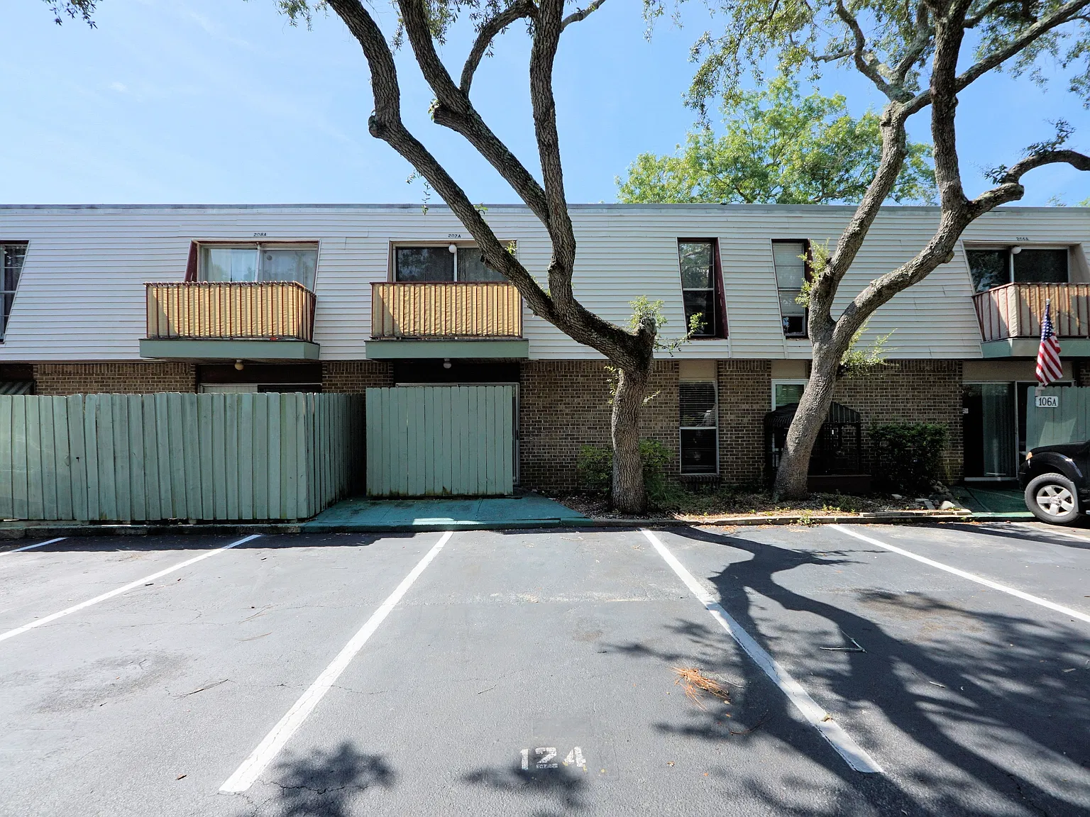 210 Pelham Road - 1 — Photo 1
