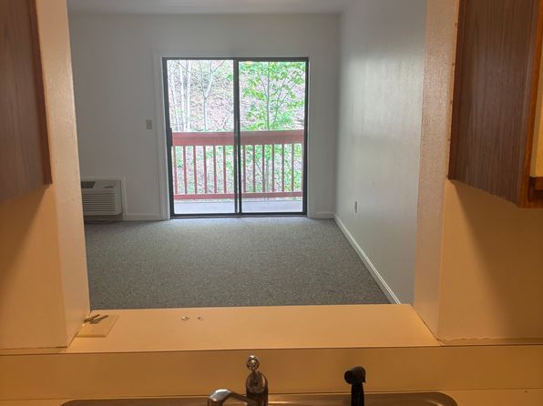 25 Cree Dr #2
