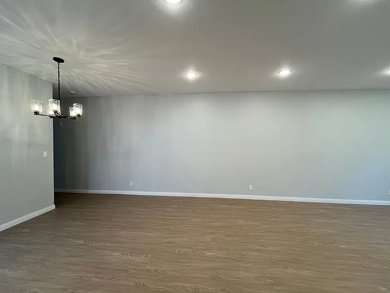 1620 South Bentley Ave — Photo 22