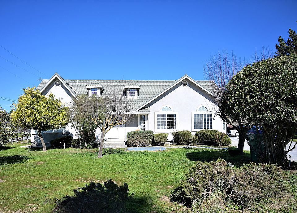 1st image of 2615 Dryden Ave