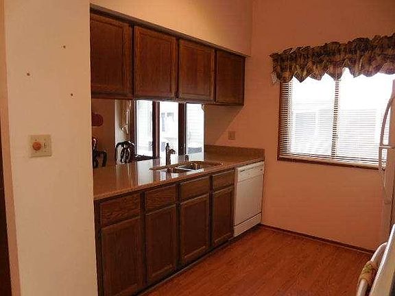 5th image of 4926 S Imperial Cir #4926