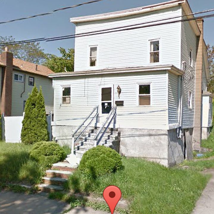 2nd image of 529 Pleasant Ave