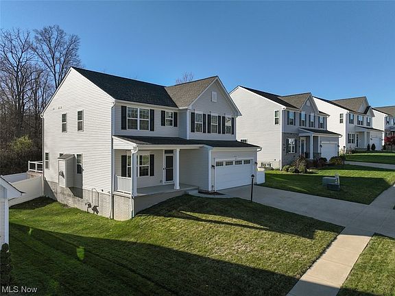 2nd image of 3600 Shady Timber Dr