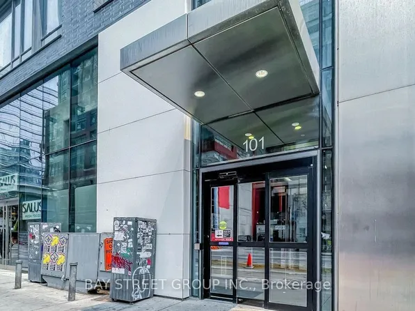 101 Peter St, Toronto, ON